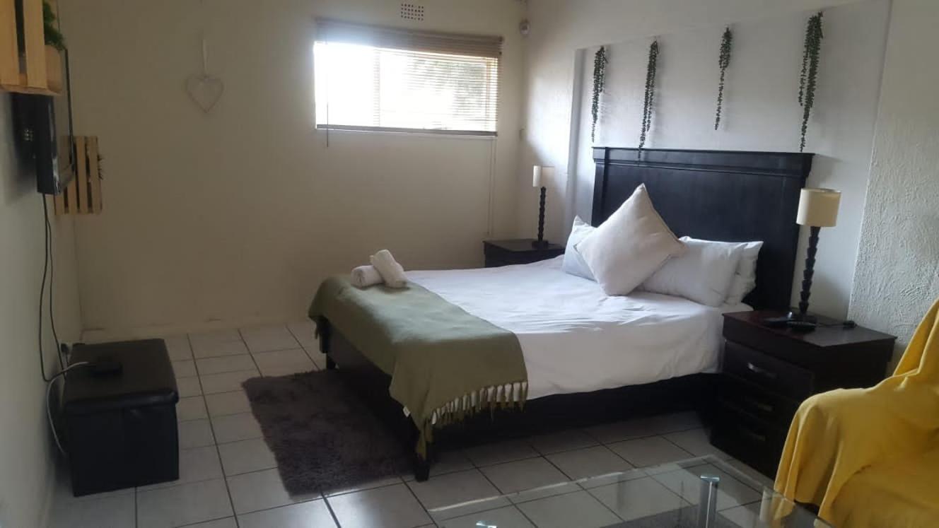 Self-Catering 1Bedr Cottage In Sandton With Free Wifi Johannesburgo Exterior foto